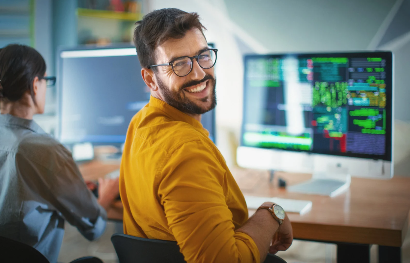 Outsourced IT Pros and Cons for Small Businesses